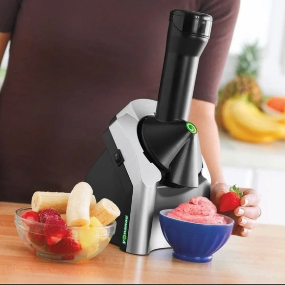 Yonanas Fruit Frozen Dessert Electric Maker - Picture 1 of 4